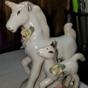 Vintage Chinees Porcelain/Ceramic Horse Figurines